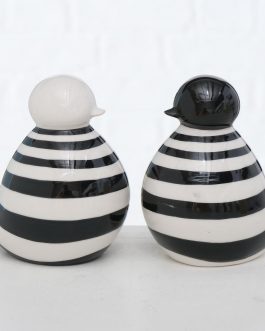 A pair of black & white porcelain birds