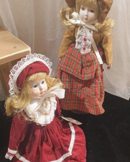 Porcelain dolls with mechanical jukebox HERITAGE COLLECTION